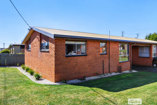 1/9 Turnbull Avenue — photo from Elders Real Estate Burnie