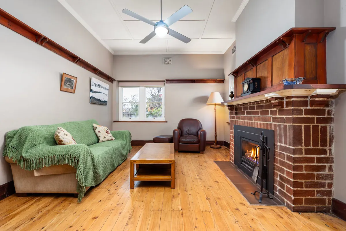 22 Bowler Street — photo 2 of 14