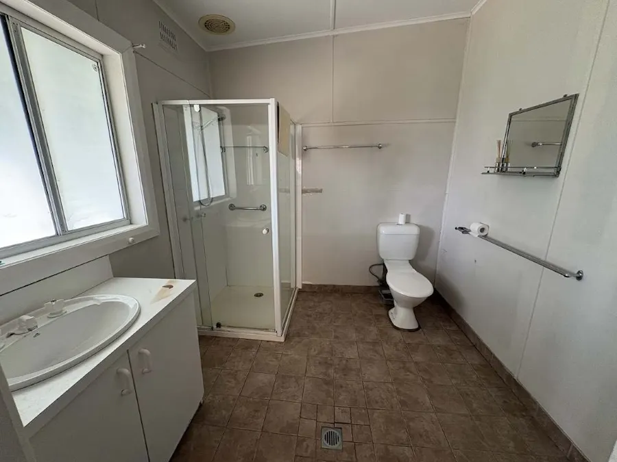 385 Cadell Street, Hay, NSW, 2711 - Image 3