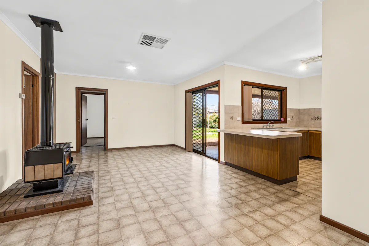 23 Murray Avenue — photo 3 of 12