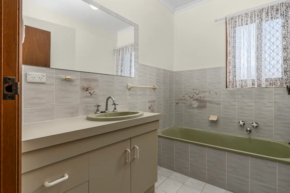 23 Murray Avenue — photo 8 of 12