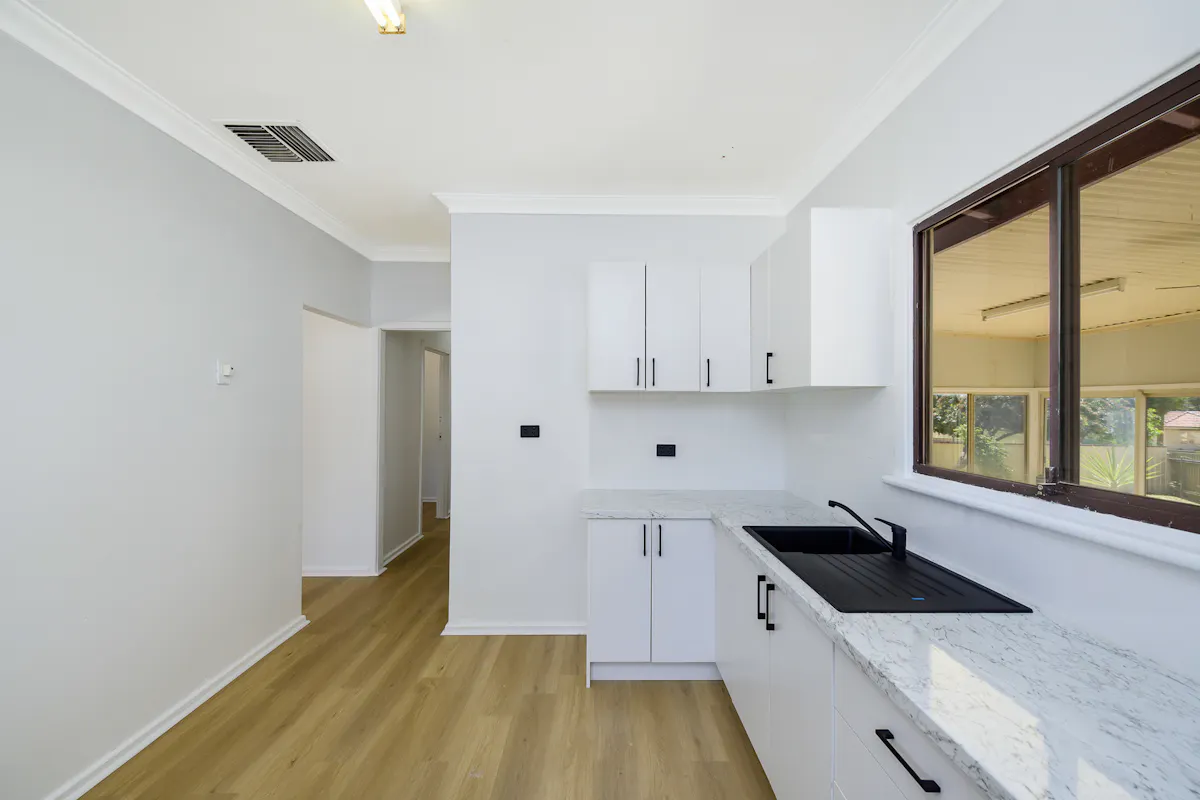 29 Perina Way — photo 12 of 30