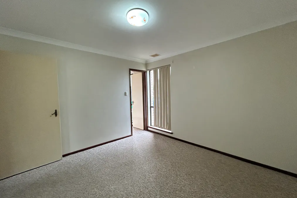 2/221 Ocean Drive, South Bunbury, WA, 6230 - Image 13