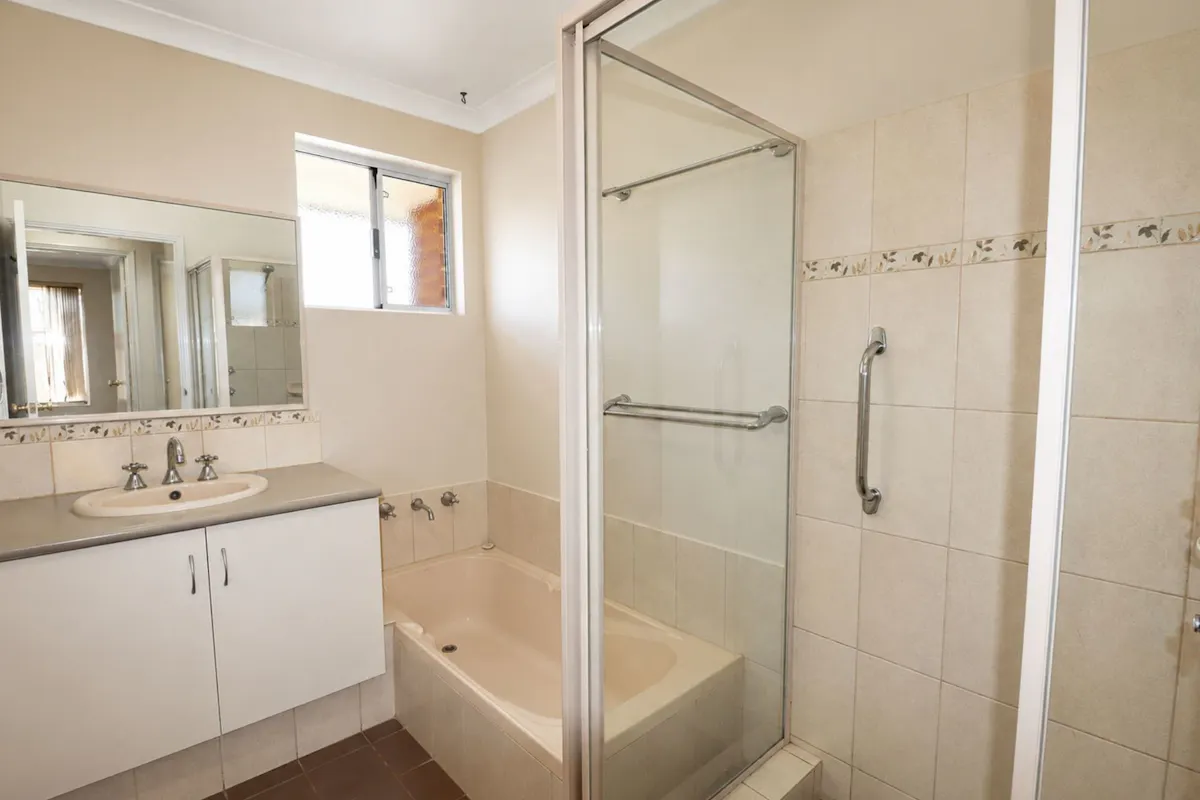 10B Stickland Street — photo 9 of 13