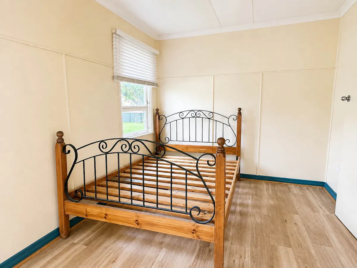 13 Nearhos Street — photo 7 of 10