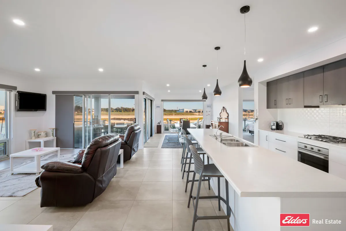 21 Seagate Way — photo 6 of 27