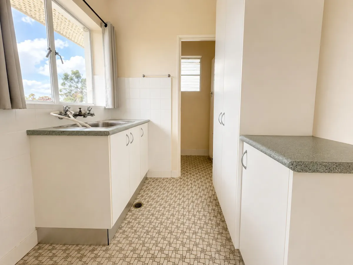 37 Rose Street — photo 11 of 13