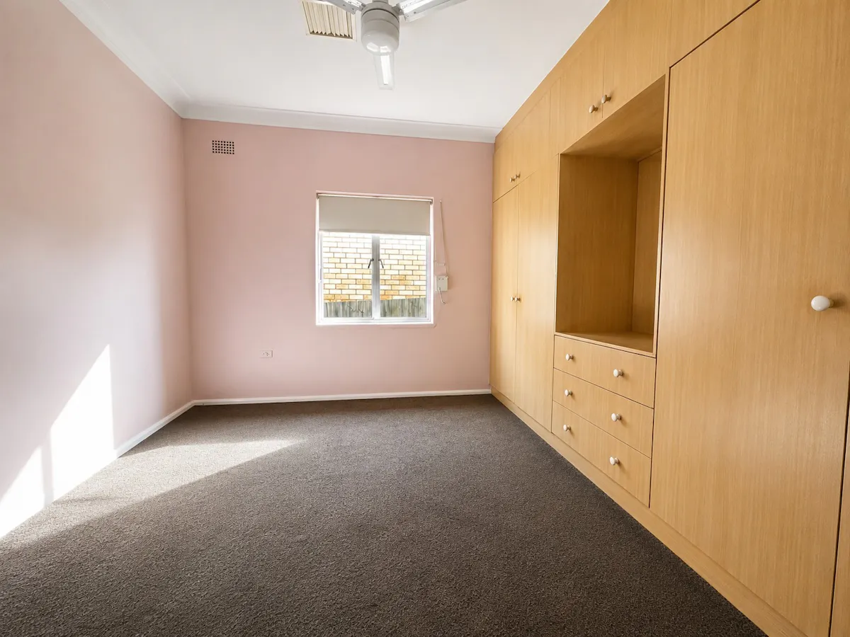 37 Rose Street — photo 5 of 13