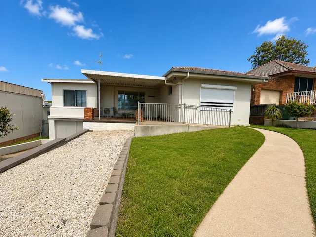 37 Rose Street — photo from Elders Real Estate Parkes