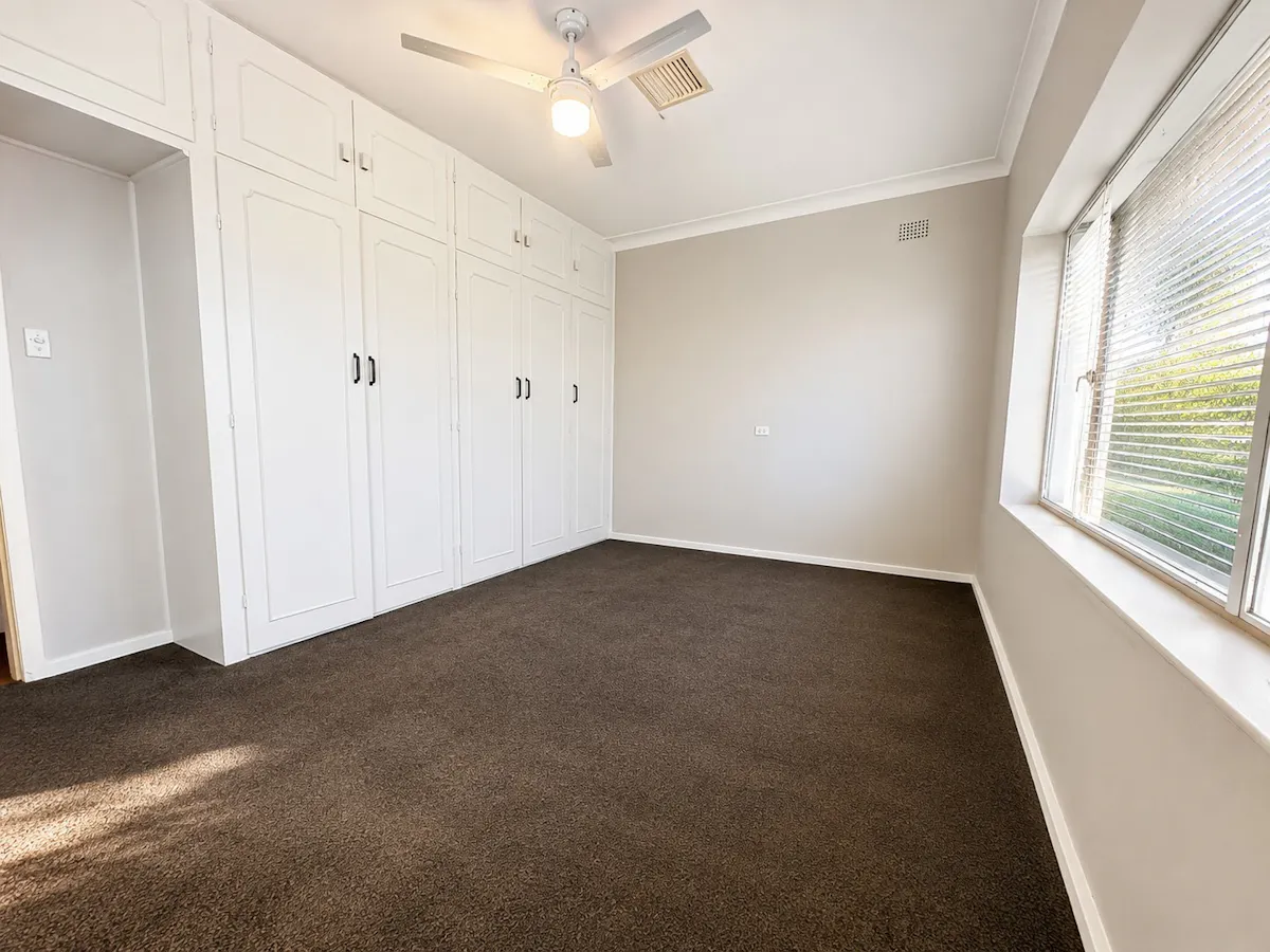 37 Rose Street — photo 4 of 13