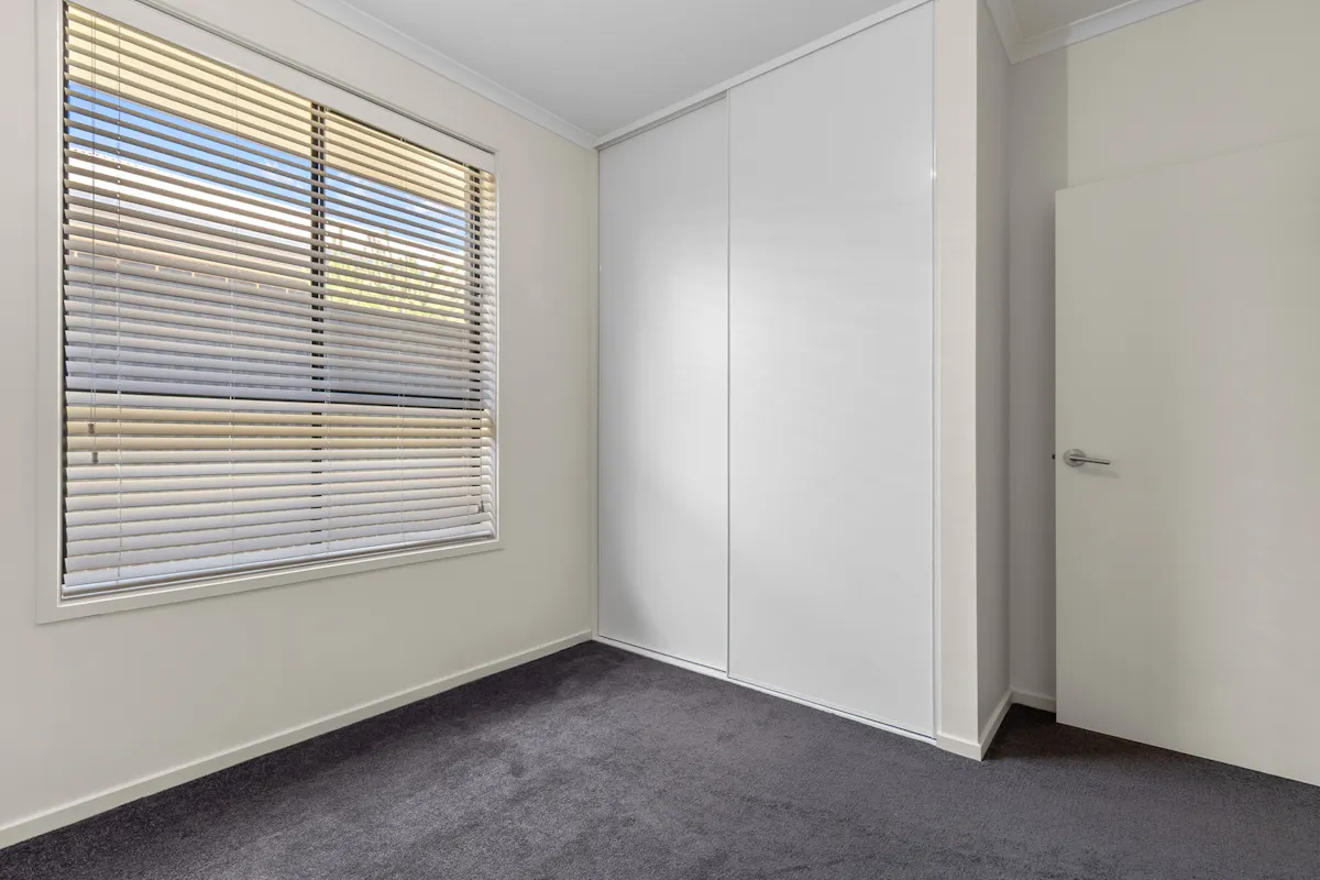 17 Henderson Street — photo 17 of 24