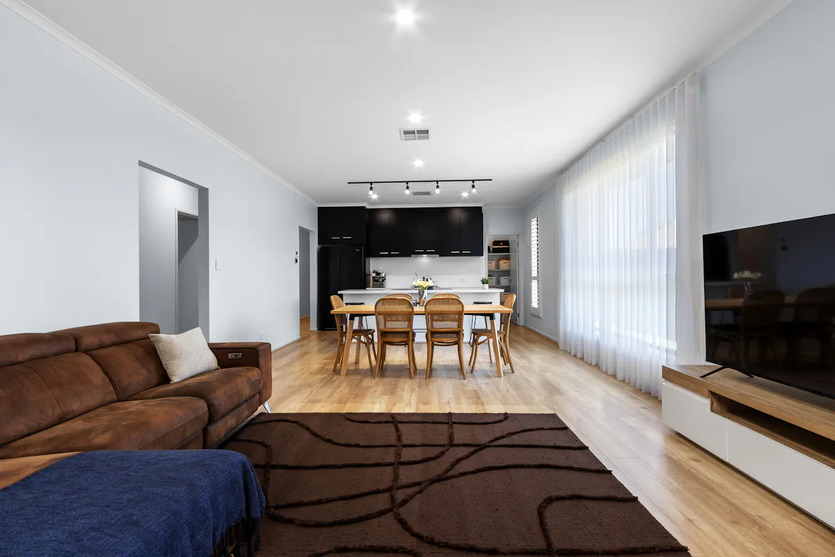 17 Henderson Street — photo 12 of 24
