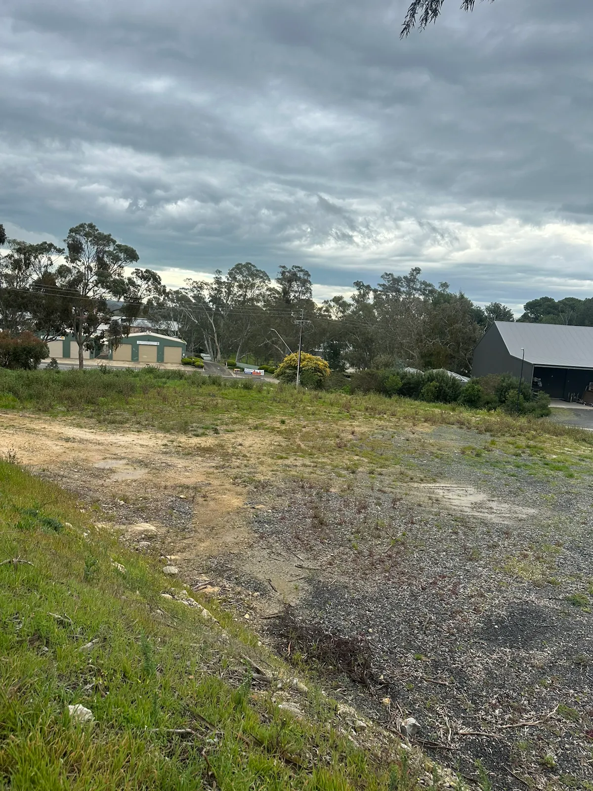 4 York Road — photo 3 of 5