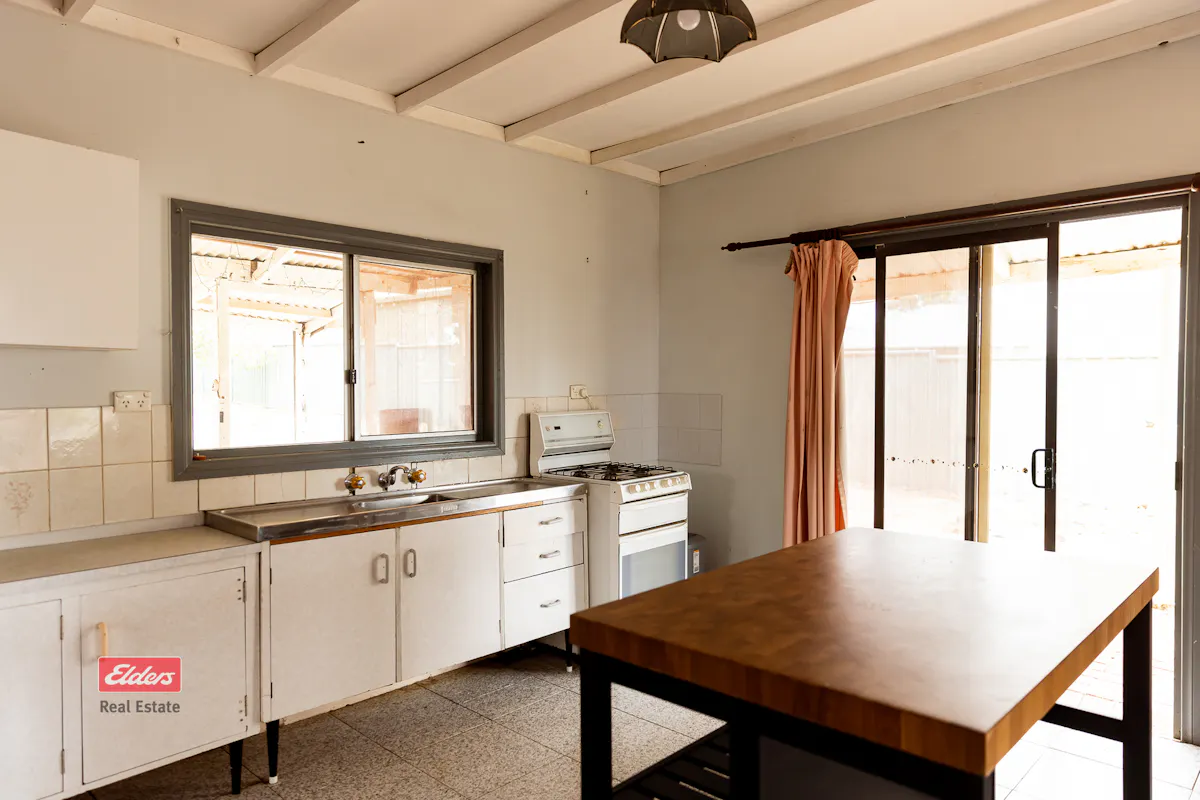 32 Altair Street — photo 6 of 16
