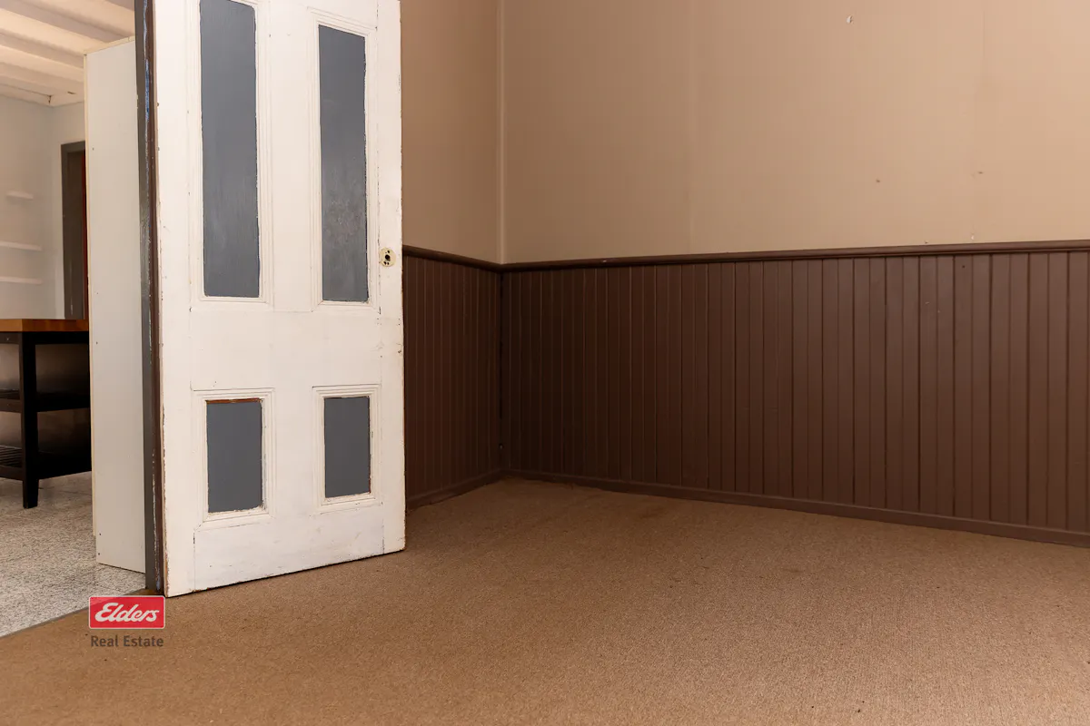 32 Altair Street — photo 10 of 16