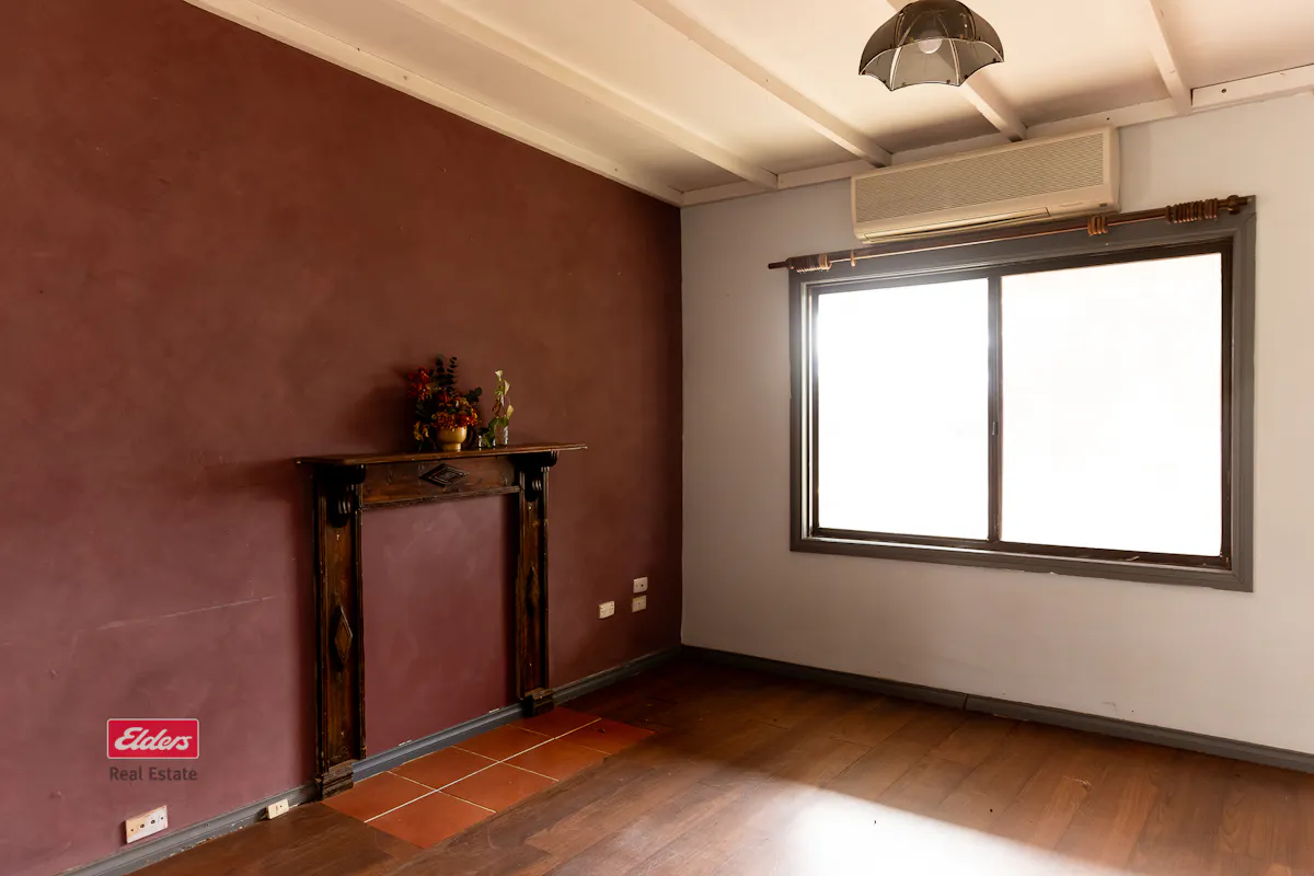 32 Altair Street — photo 3 of 16