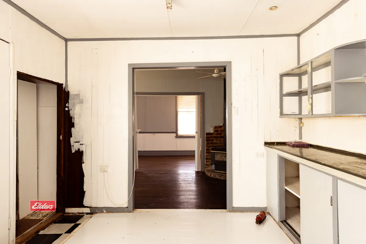 16 Altair Street — photo 5 of 19