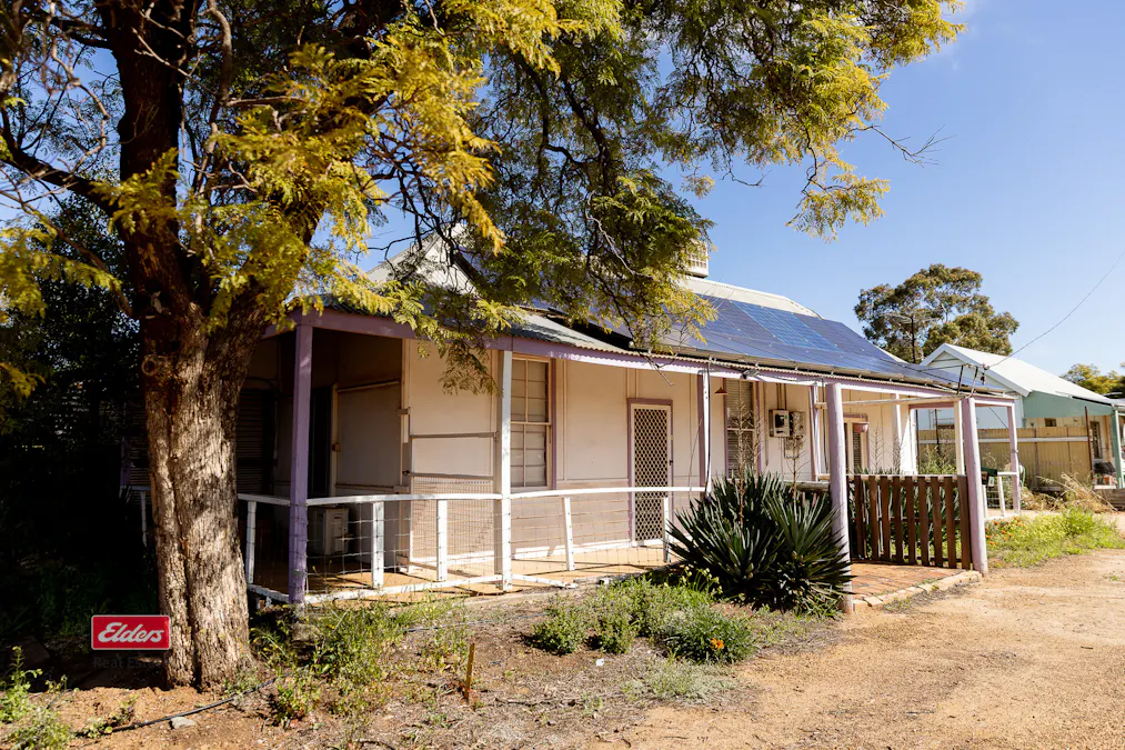 16 Altair Street, Southern Cross, WA, 6426 - Image 1