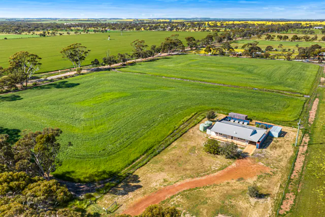 91 Cooper Street — photo from Elders Real Estate WA Rural & Metro