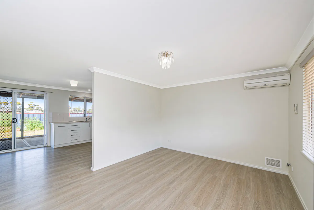 91 Cooper Street — photo 13 of 30