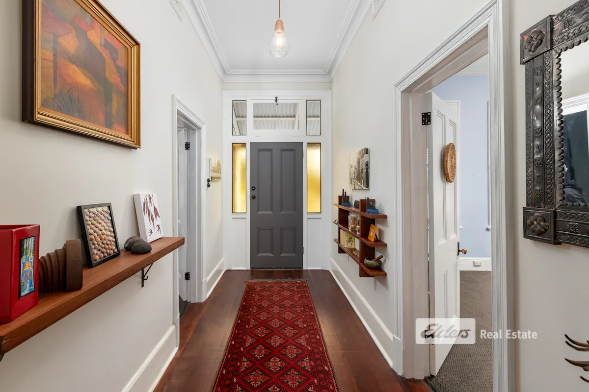 35 Moore Street — photo 5 of 30