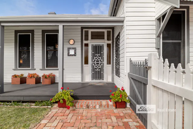 35 Moore Street — photo from Elders Real Estate South West