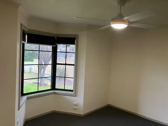 22 Gordon Street, Naracoorte, SA, 5271 - Image 4