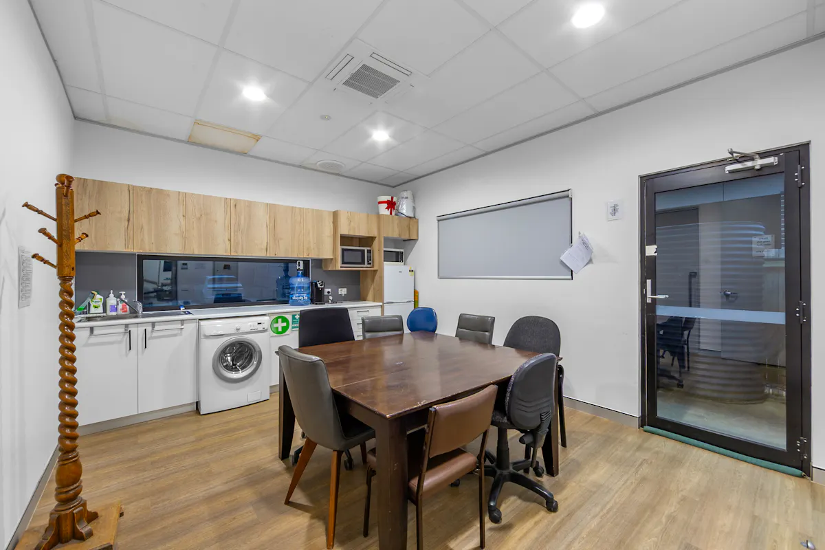 40 Middle Street — photo 11 of 16