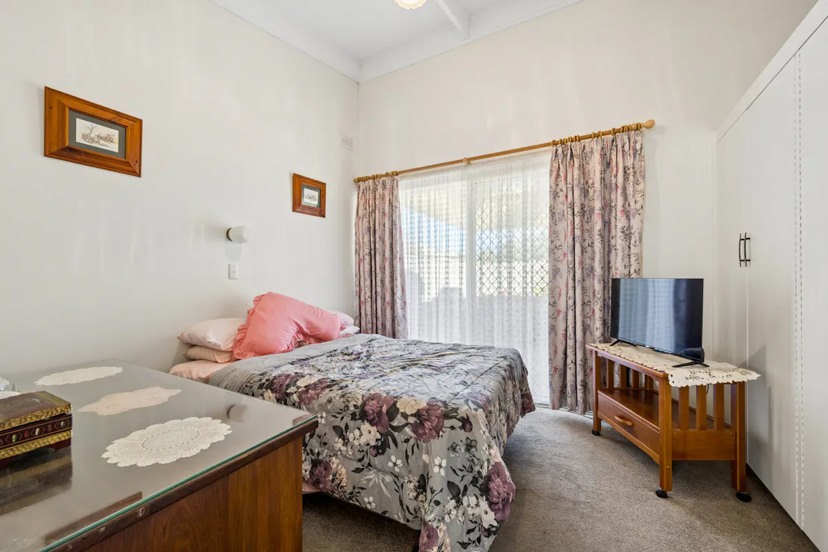 1/12 Monash Crescent — photo 8 of 15