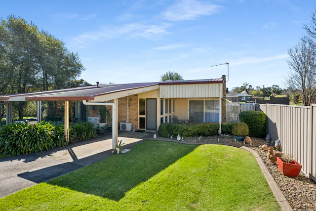 1/12 Monash Crescent — photo from Elders Real Estate Mount Gambier