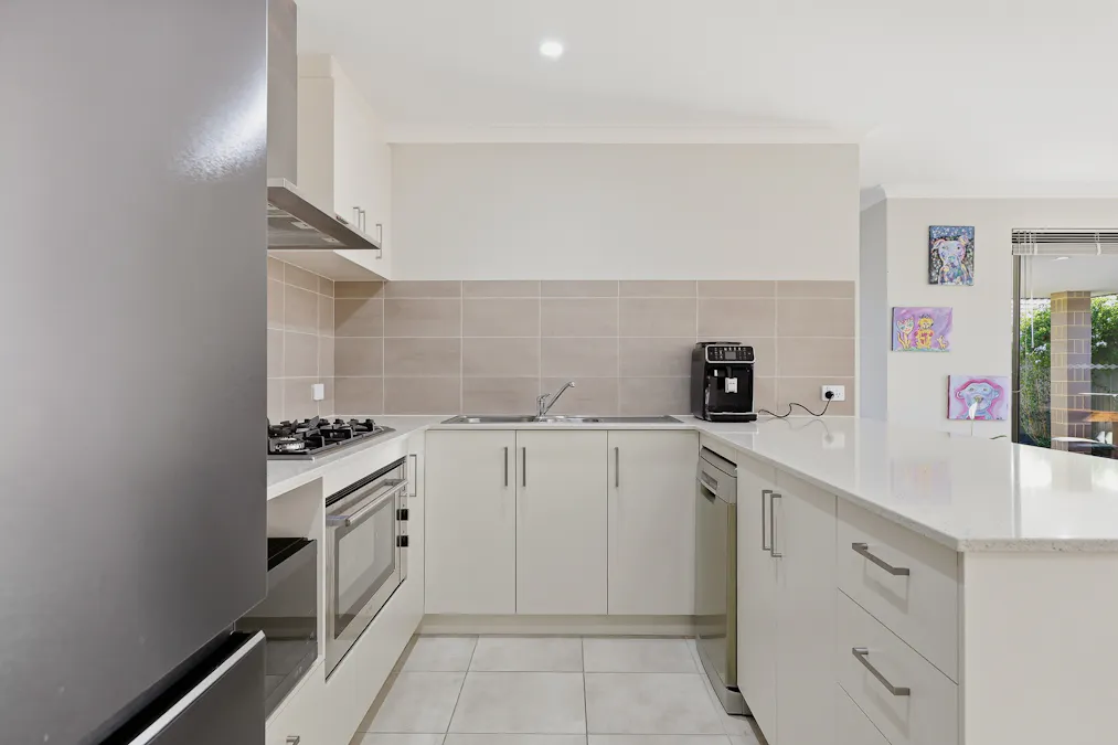 17 Montana Street, Baldivis, WA, 6171 - Image 5