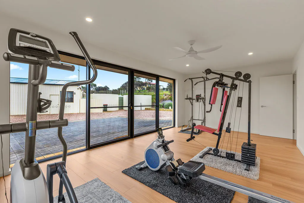 118-124 Tiatukia Drive — photo 17 of 30