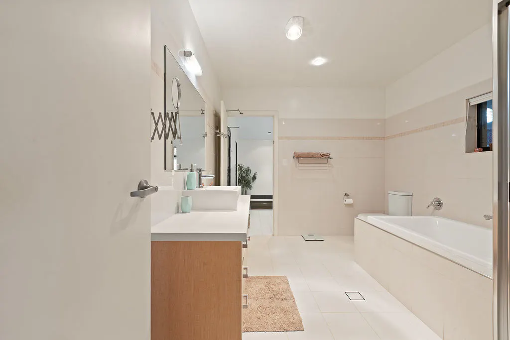 118-124 Tiatukia Drive — photo 24 of 30