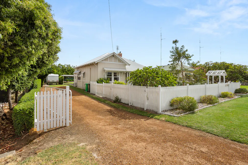 152 Uduc Road, Harvey, WA, 6220 - Image 4