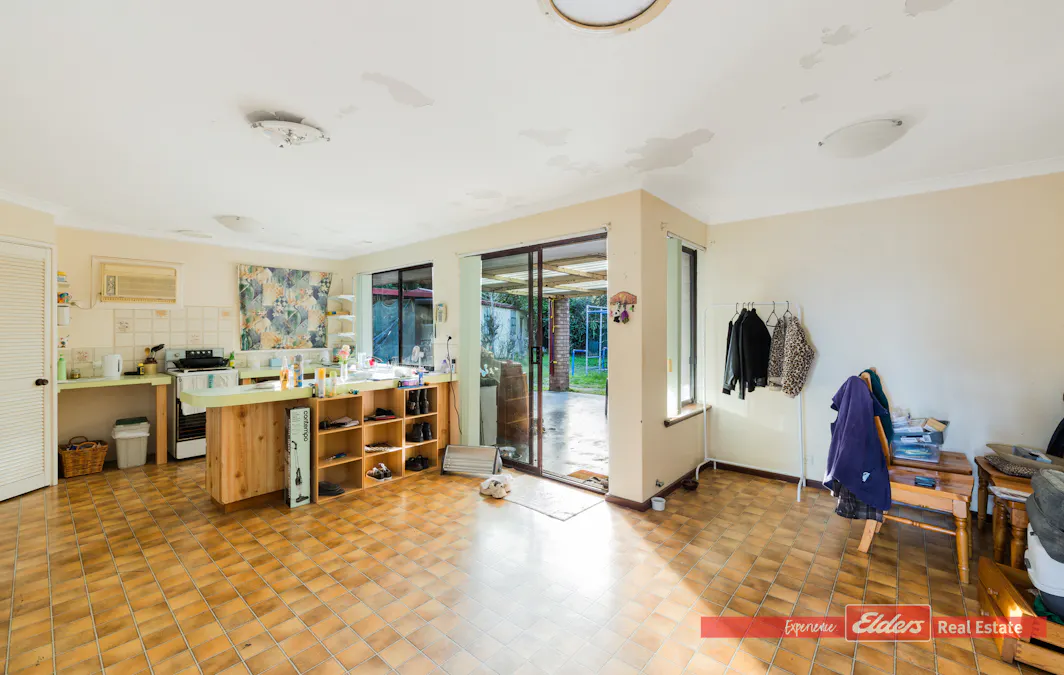 35 Barbrook Way, Warnbro, WA, 6169 - Image 5