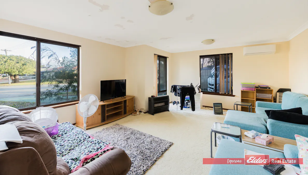 35 Barbrook Way, Warnbro, WA, 6169 - Image 2
