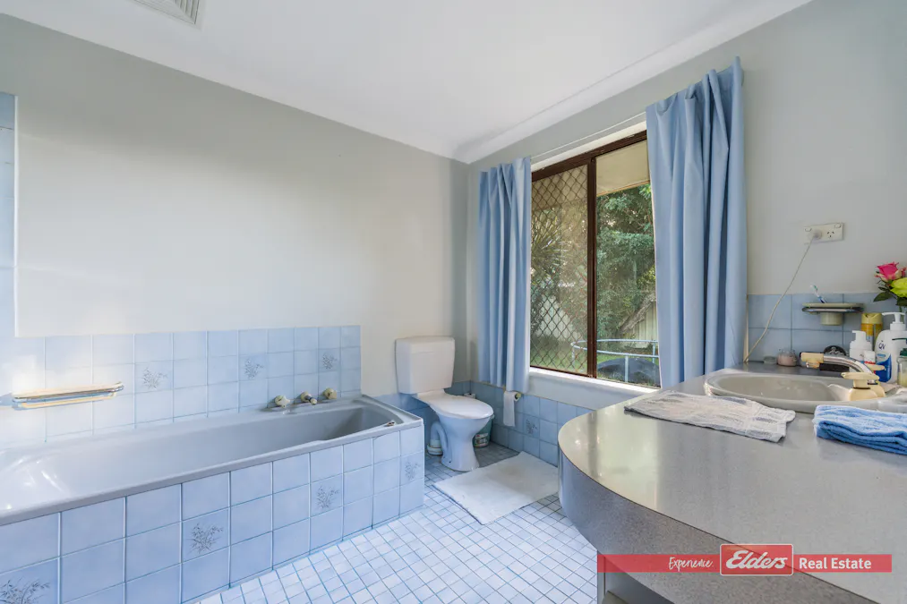 35 Barbrook Way, Warnbro, WA, 6169 - Image 13