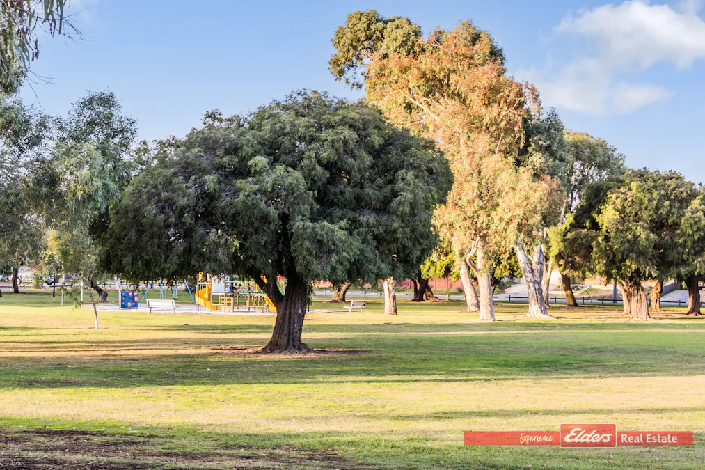 35 Barbrook Way, Warnbro, WA, 6169 - Image 20