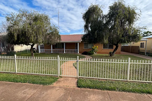 171 Pangee Street — photo from Elders Real Estate Nyngan