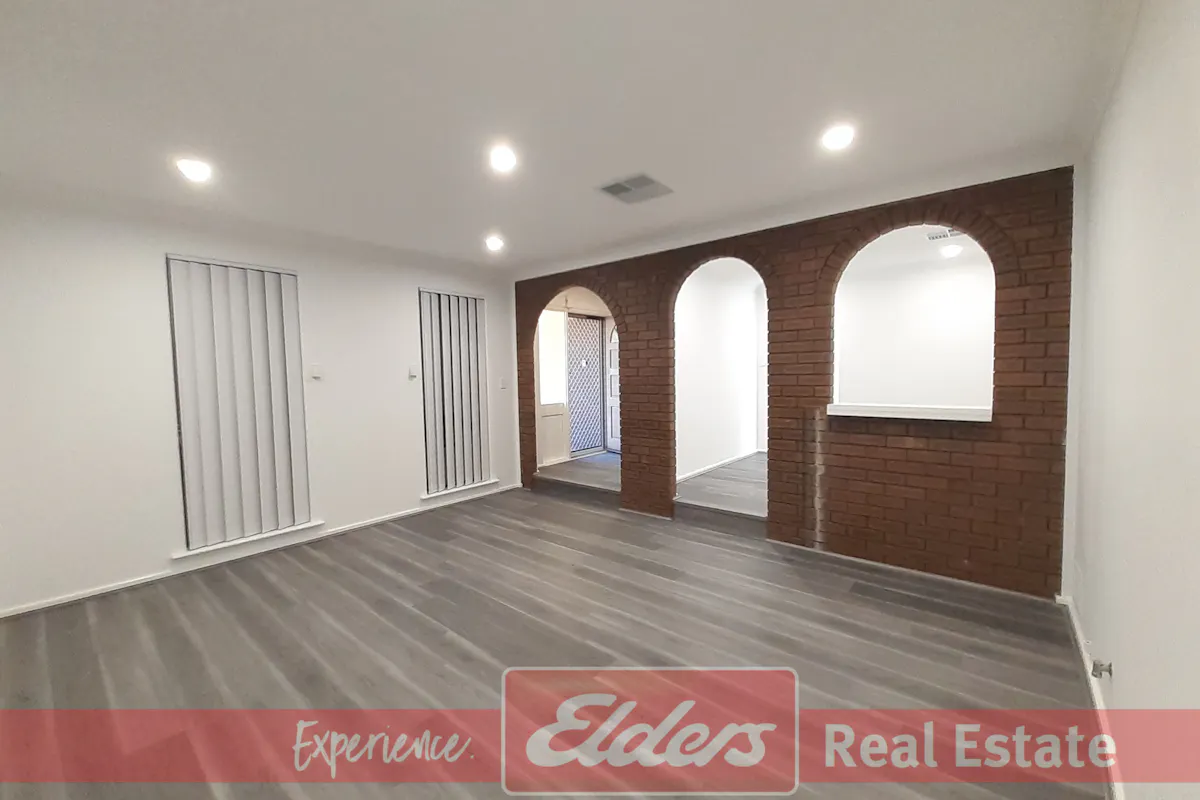 33 Currie Street — photo 6 of 20