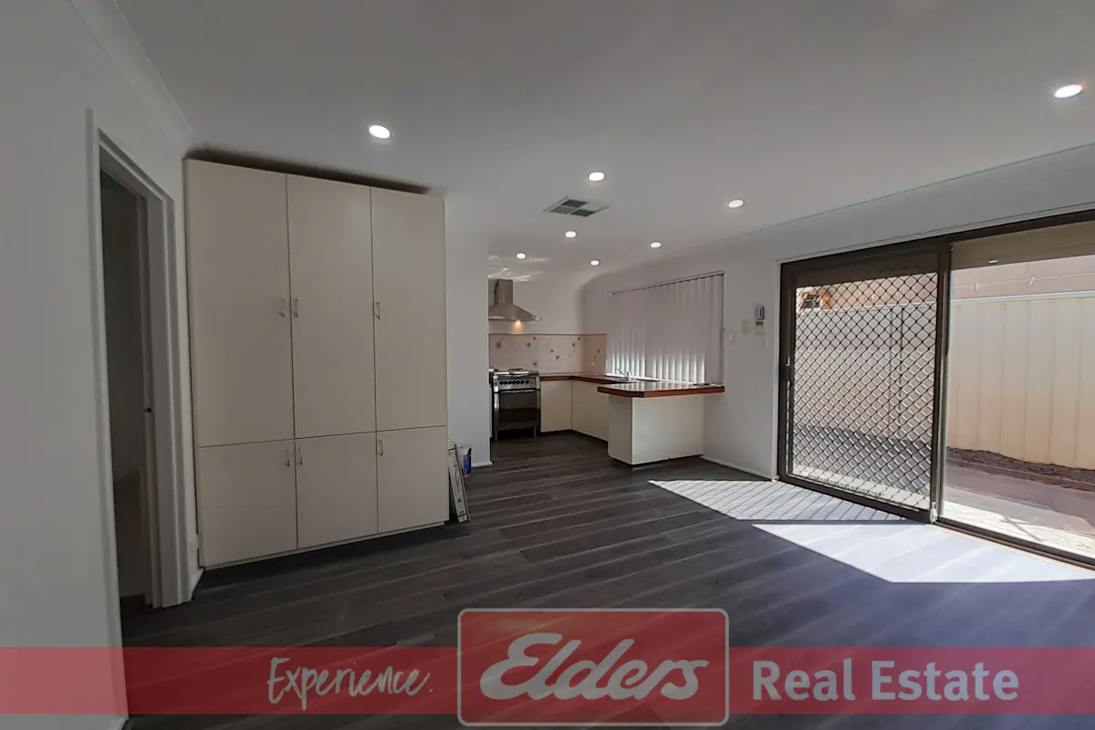 33 Currie Street — photo 8 of 20