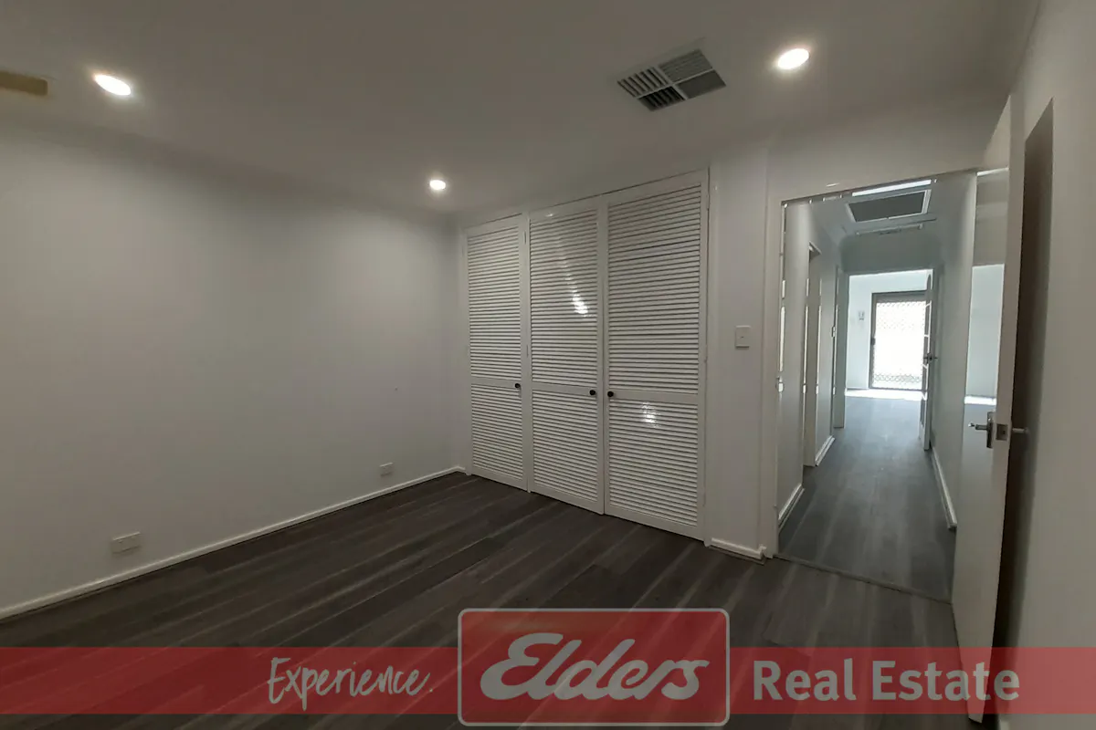 33 Currie Street — photo 13 of 20