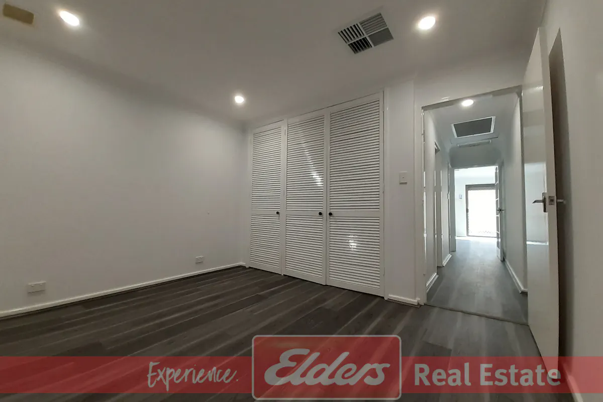 33 Currie Street — photo 16 of 20