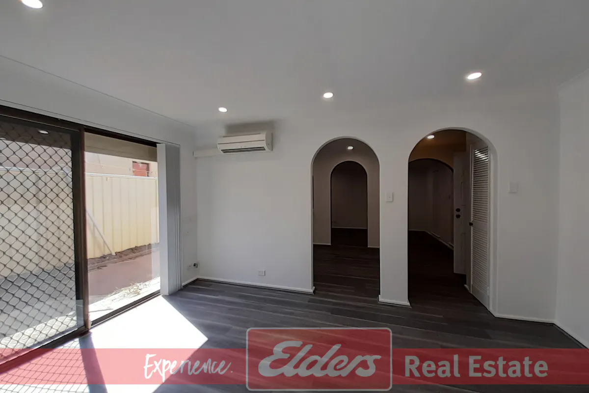 33 Currie Street — photo 5 of 20