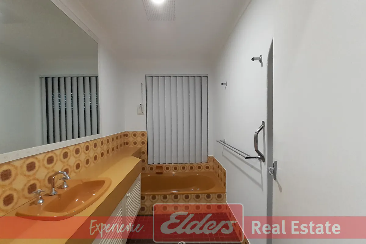 33 Currie Street — photo 17 of 20