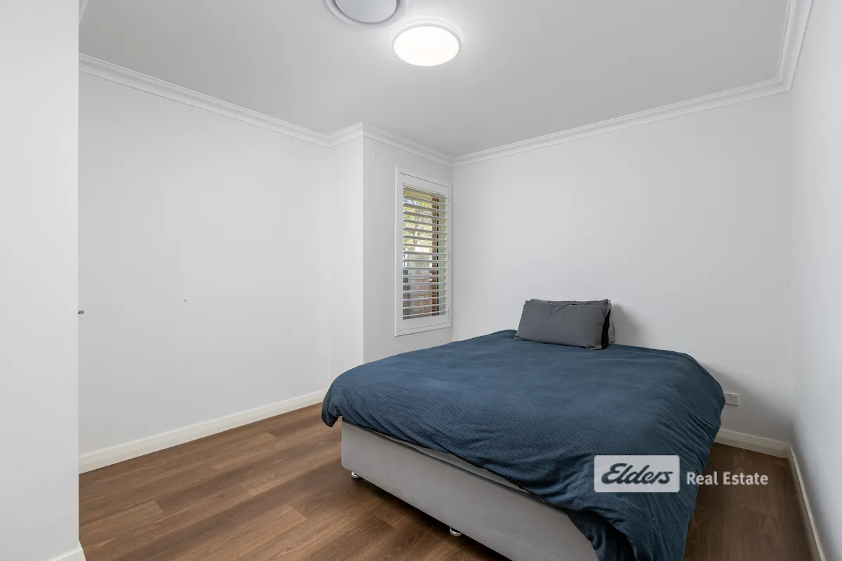 23 Cambrose Avenue — photo 14 of 23