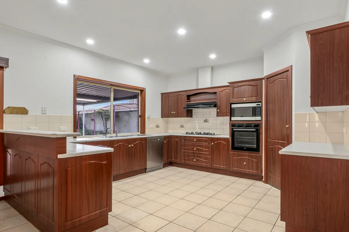 70 Trenerry Avenue — photo 5 of 21