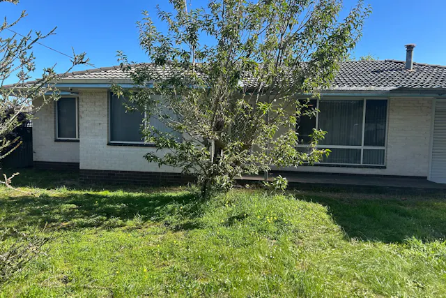 16 Flora Way — photo from Elders Real Estate Bunbury / Davenport - McCombe Road