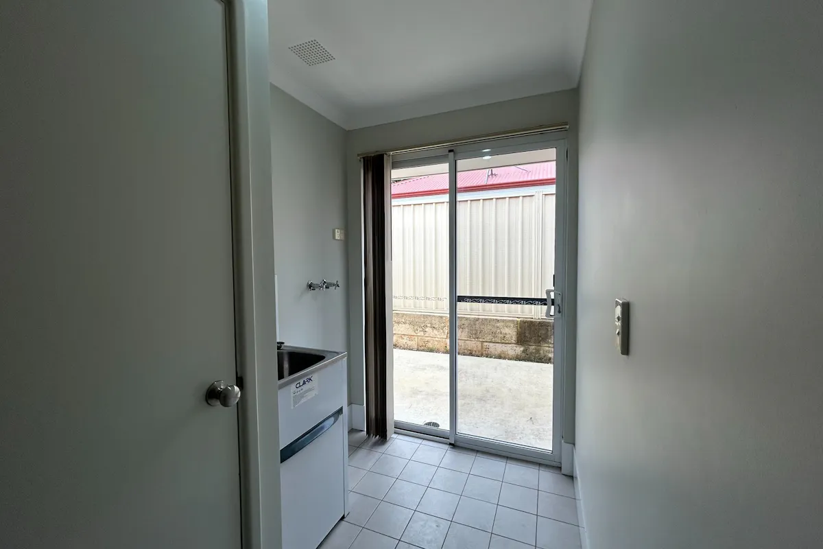 3/4 Bray Street — photo 11 of 13