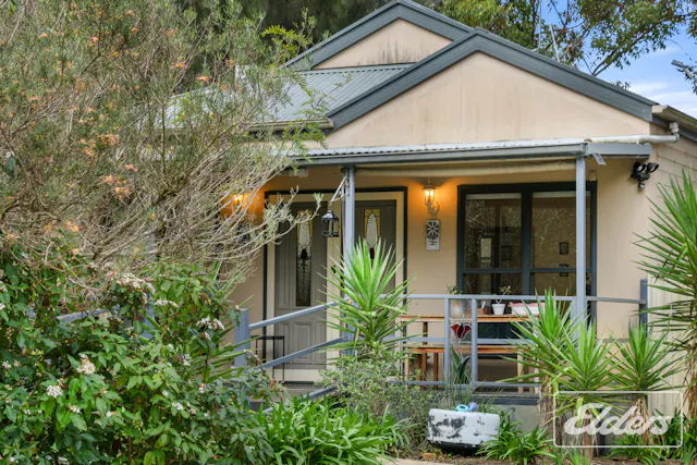 21 Bayview Road — photo from Elders Real Estate Strathalbyn